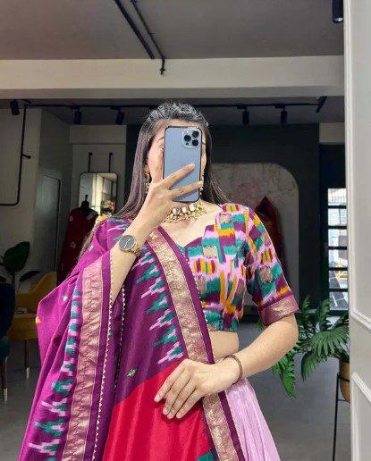 🌸✨ Blossom Boldly – Radiate Charm in Floral Printed Lehengas ✨🌸